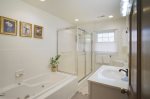 Upstairs Queen Master Bath